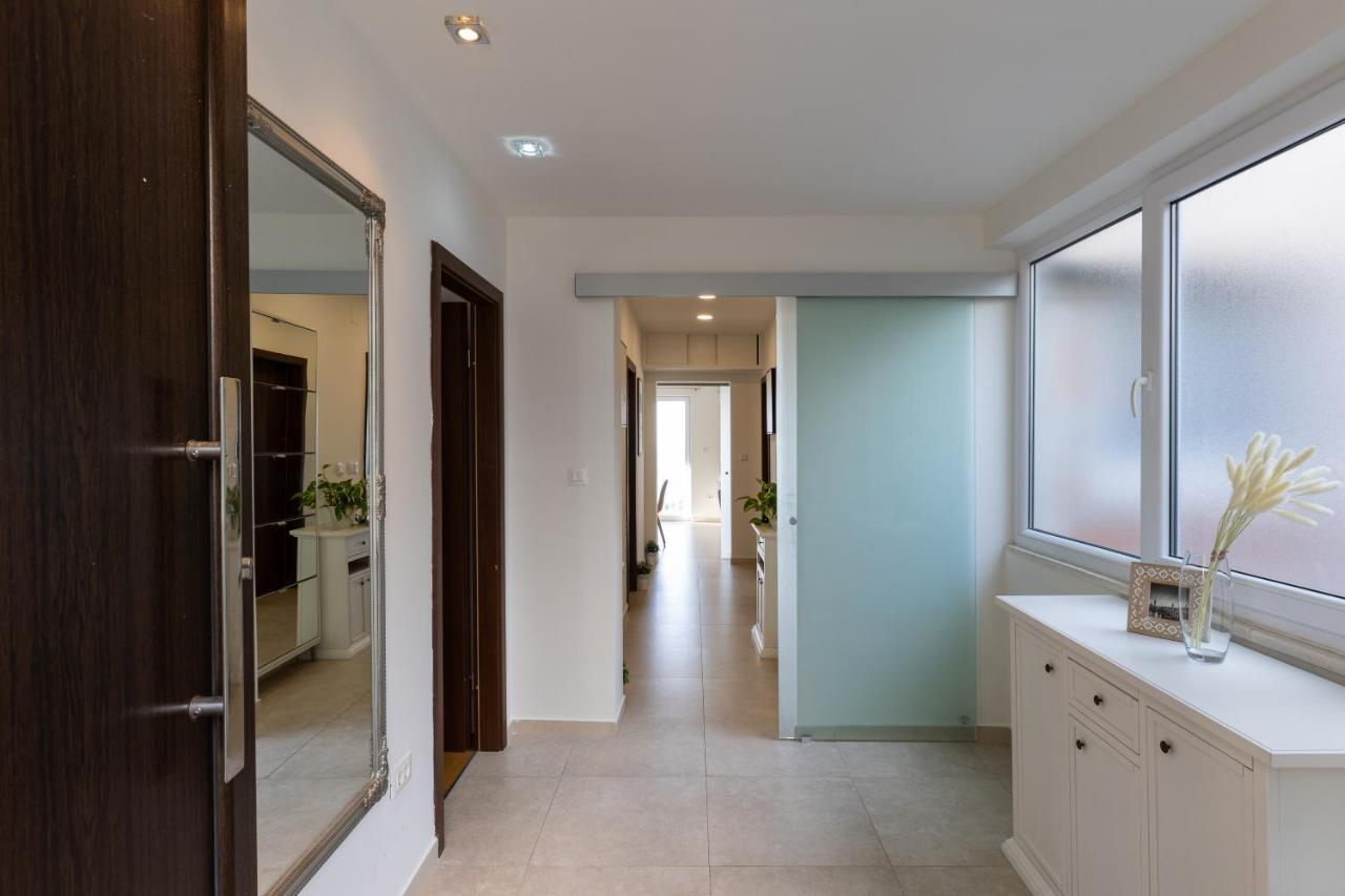 Lägenhet O'lord - Luxury Sea View Apt Near Old Town *
